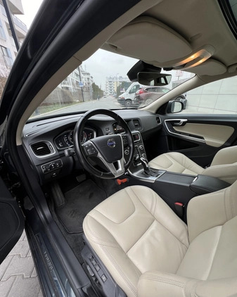 Volvo V60 cena 53750 przebieg: 229772, rok produkcji 2014 z Warszawa małe 79